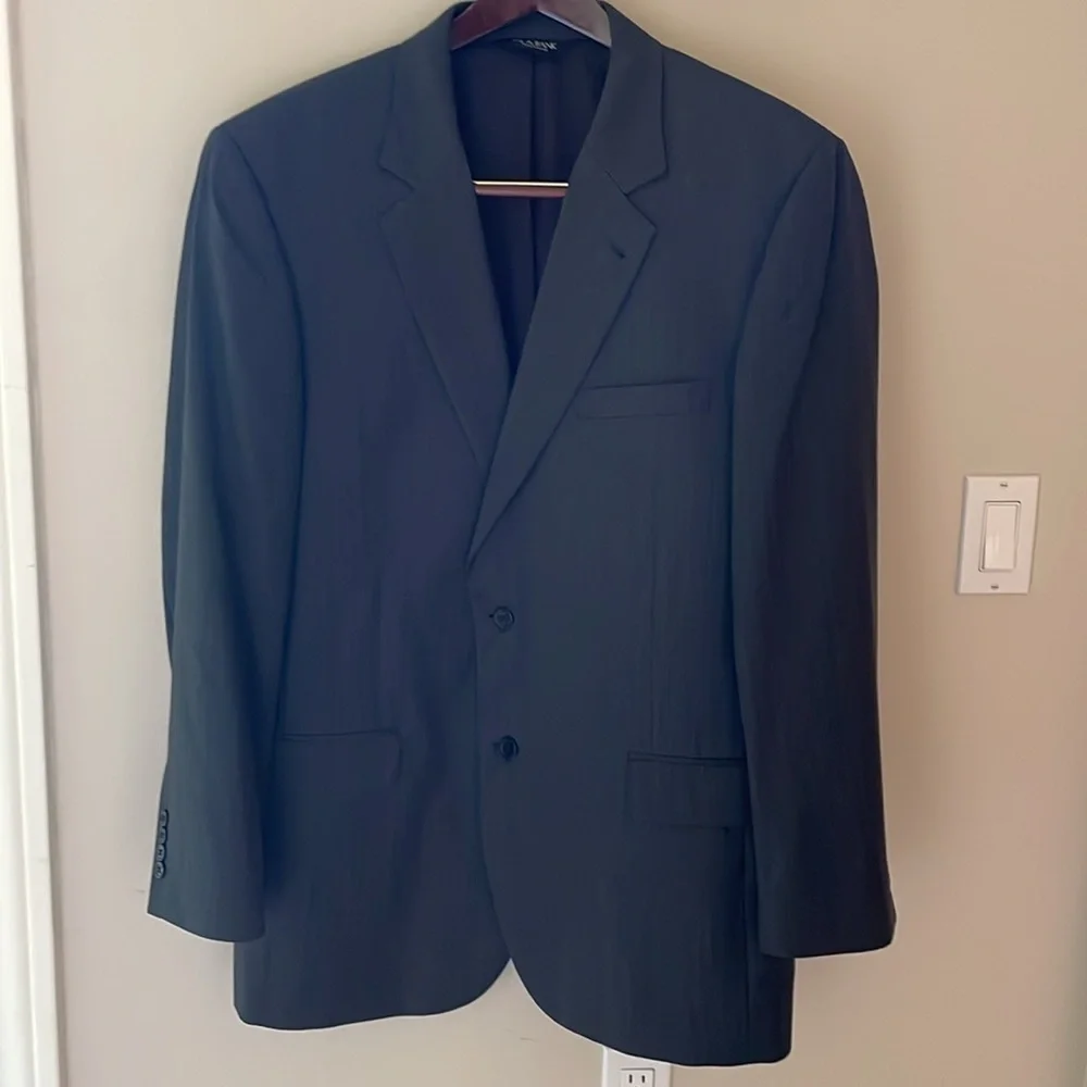 Jos A Bank Wool 2 Button 2 Piece Men's Suit 43L Dark Grey Stripe 38 x 31
